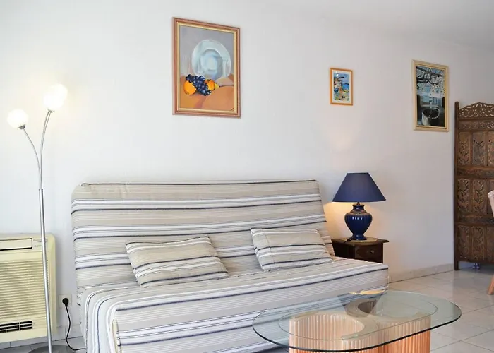 T2 Climatise Avec Piscine, Terrasse Et Parking A 600m De La - - Fr-1-251-399 Lägenhet